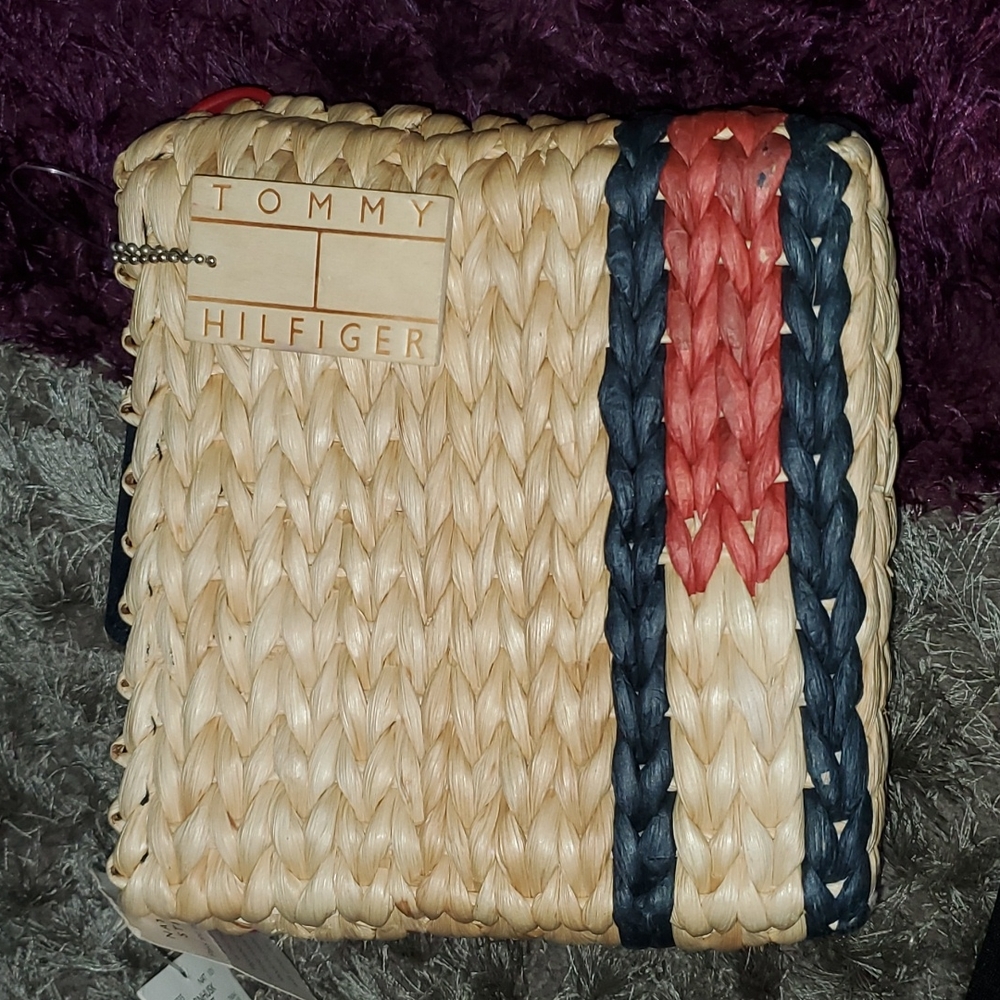 brand new tommy straw bag